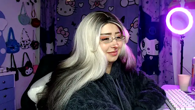 lussyevans24 online show from March 2, 5:08 am