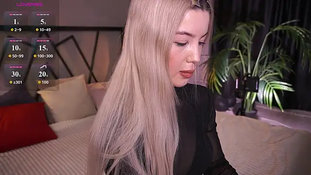 LindaThacker online show from March 28, 8:36 am