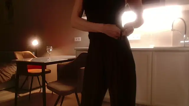 spiklencii online show from October 16, 6:43 pm