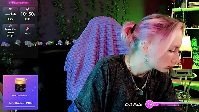  HelenCarter online show from October 3, 8:47 pm