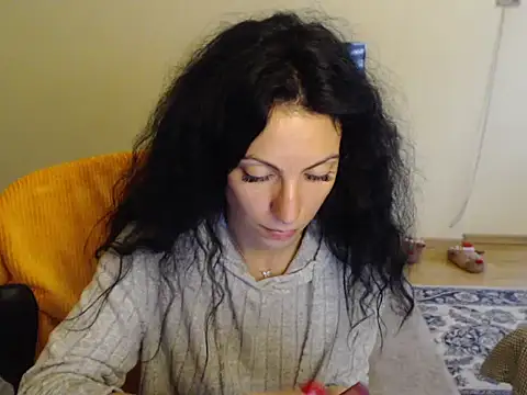 Emmatoo online show from October 8, 1:04 pm