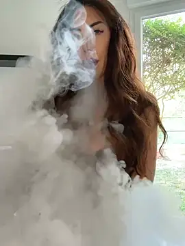 Eyline online show from May 8, 10:07 am