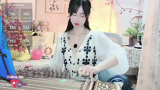 Lisa-s online show from October 19, 3:52 am