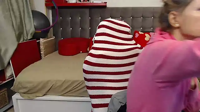 kellyterapy online show from November 8, 9:31 pm