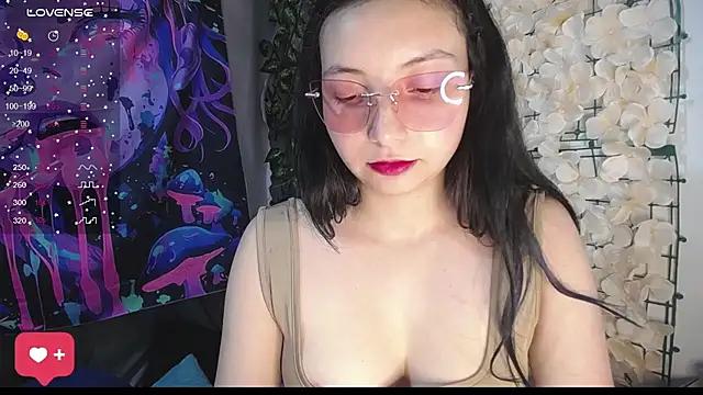 barbarablade online show from April 16, 9:50 pm