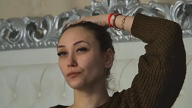 AliceMunro online show from March 3, 9:32 pm