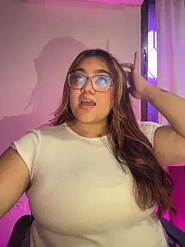 KathyGonzalez online show from January 6, 3:59 pm