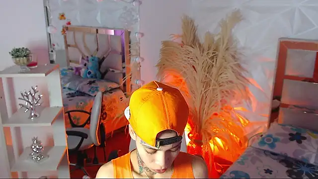 Jonesliam23 online show from January 7, 6:55 pm