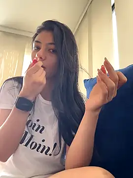 Liissa cute  online show from October 12, 5:59 pm