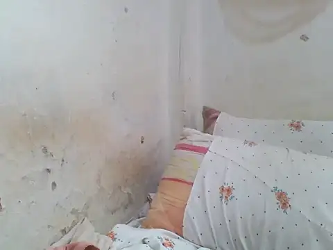 Melodious-Lizz online show from April 11, 7:45 am