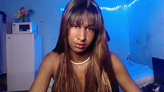 Angell Dustt  online show from October 23, 6:58 pm