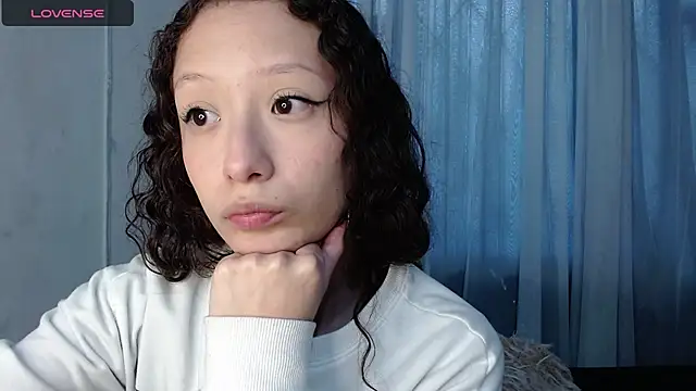 abbycutecs online show from November 17, 2:18 pm