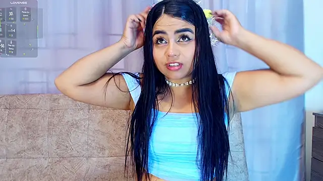 jade brunnette online show from November 7, 8:25 pm