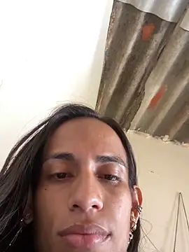 AlexaWarner online show from February 18, 4:06 pm