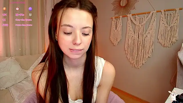 Goldy Grace  online show from April 9, 4:01 pm