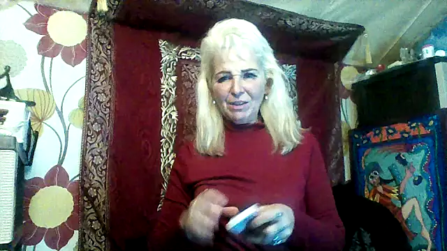 CassandraSandra44 online show from November 12, 5:55 pm