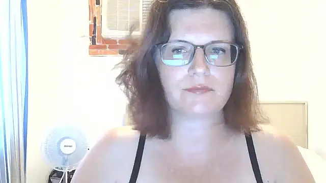 CrimsonMistress online show from April 7, 10:45 pm