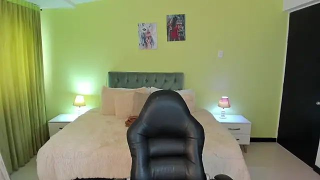  Charlotte evans 1 online show from January 14, 8:36 pm