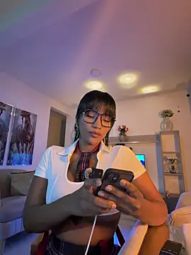 Jessie-pradoo online show from February 9, 12:13 am