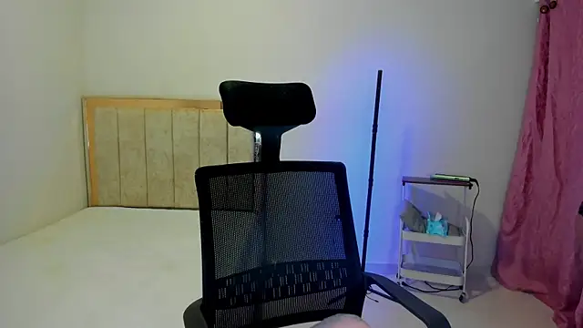 ateneawilliams online show from March 30, 6:46 am