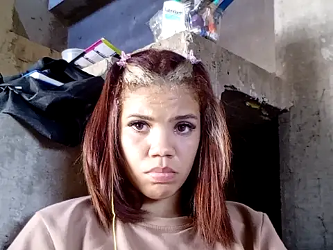 1CANDYLOVE online show from December 18, 6:01 pm