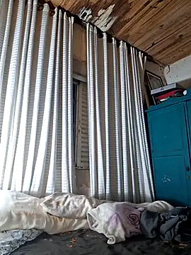 Sweet-diamondxxx online show from September 17, 3:48 am