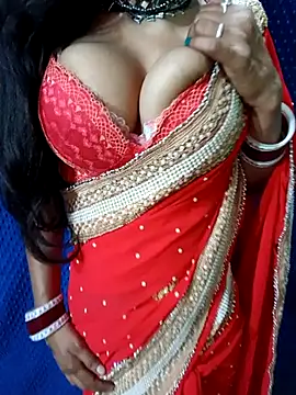 sonam hotmom online show from March 5, 5:42 pm