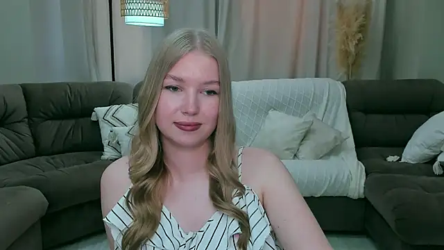 shy  lady online show from April 22, 2:52 am