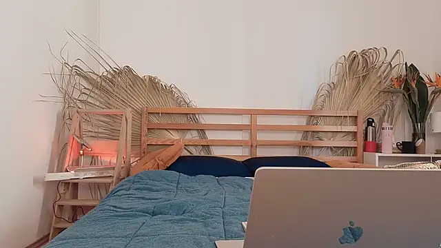 my lina online show from April 21, 6:53 am