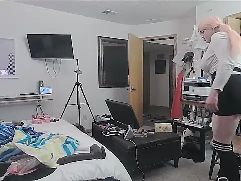 sissytrapdolly24 online show from November 18, 9:16 pm