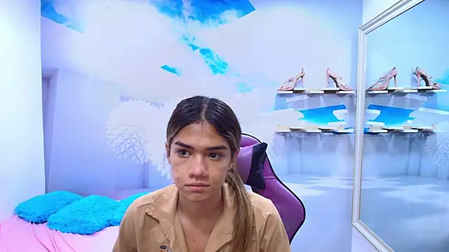 DEMI LEED online show from April 11, 11:58 am