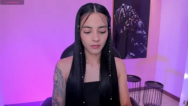 HannahJamesX online show from September 20, 6:50 pm