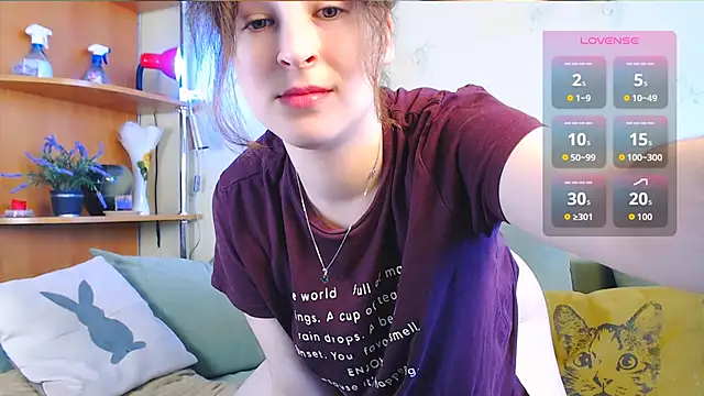 Caroline1995 online show from September 21, 7:29 am