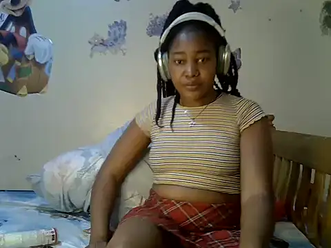 Pretty tiffany online show from September 23, 7:17 am