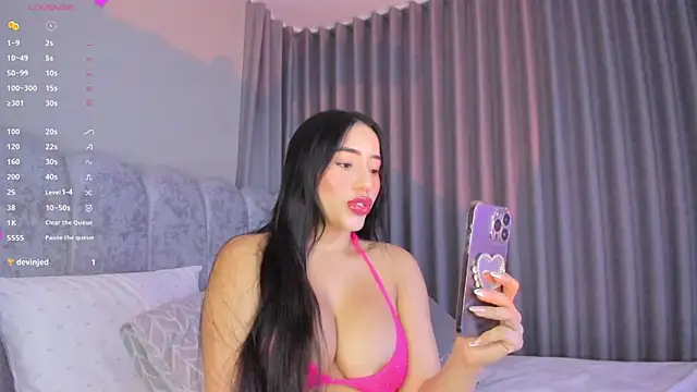 ashlyestone online show from March 25, 1:55 am