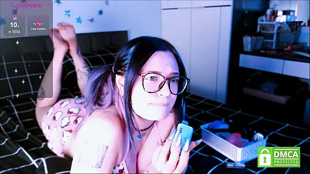 candy lina online show from December 2, 10:49 am