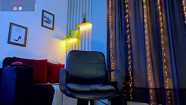 selena rogue online show from February 23, 11:53 am