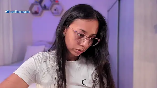 Aleja24Evans online show from October 21, 12:58 am