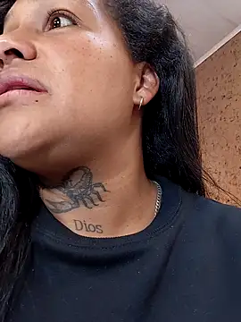 Michelle Brito1 online show from October 23, 10:38 pm