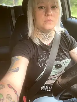 poussichienne online show from October 7, 10:52 am