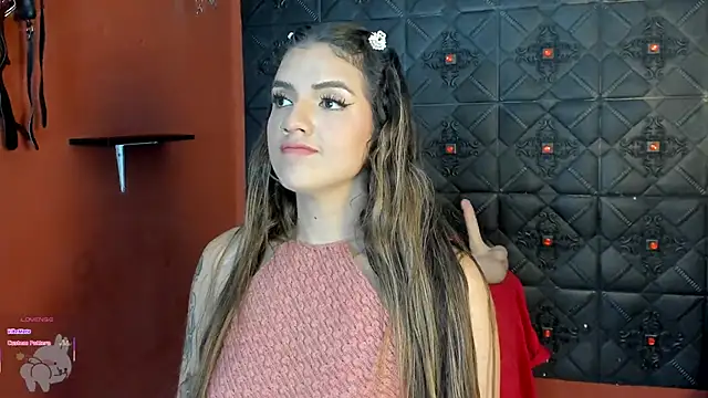 annavi  online show from February 12, 7:04 pm