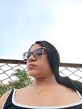 -VICKKY online show from November 23, 9:16 pm