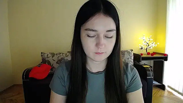 Pretty shy online show from July 22, 12:06 pm
