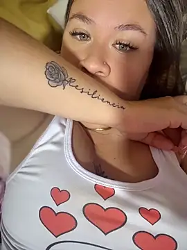 Emiily lee online show from May 31, 2:01 pm