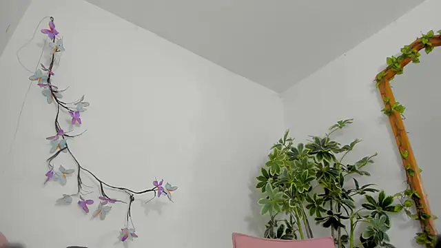 BonnieCute  online show from February 1, 12:53 am