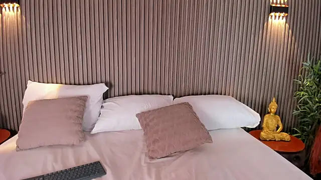 LiaTink online show from September 12, 5:53 pm