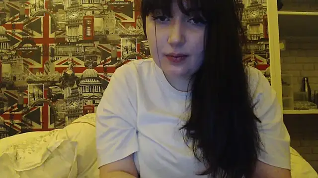 Lynylou online show from February 8, 11:29 pm