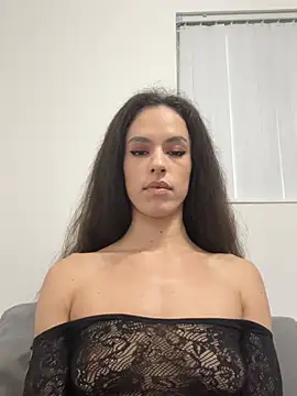 brookehoneynina online show from April 20, 10:46 pm