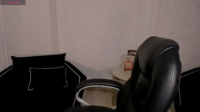 CelestePalmer  online show from October 13, 8:28 am