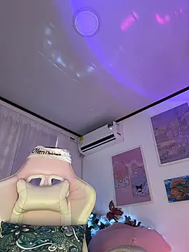 Tsuki-moon online show from December 21, 1:26 pm